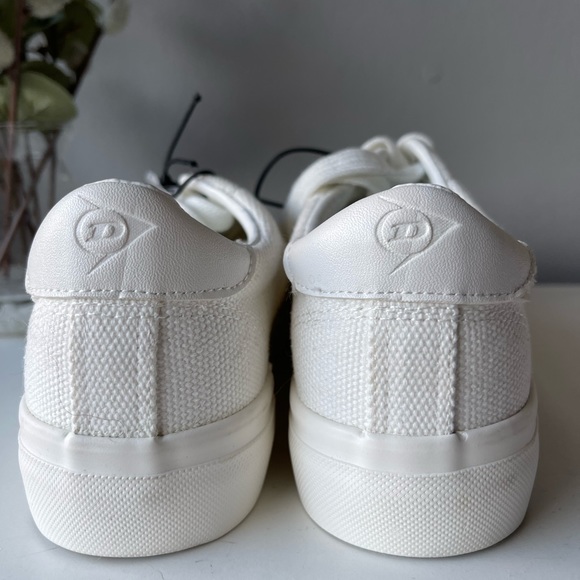 white dunlop trainers